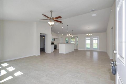 House in Summerfield, Florida 3 bedrooms, 156.91 sq.m. № 2098459 - photo 7