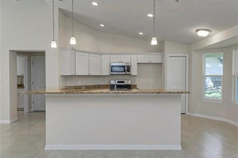 House in Summerfield, Florida 3 bedrooms, 156.91 sq.m. № 2098459 - photo 25