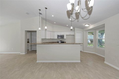 House in Summerfield, Florida 3 bedrooms, 156.91 sq.m. № 2098459 - photo 24