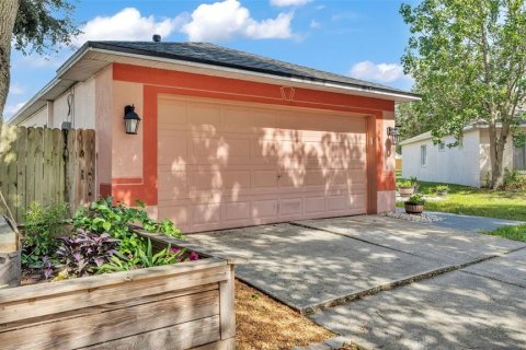 House in Valrico, Florida 4 bedrooms, 144.37 sq.m. № 1850263 - photo 3