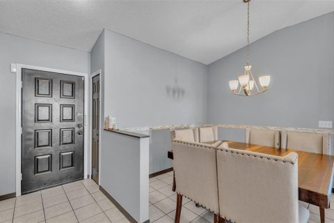 House in Valrico, Florida 4 bedrooms, 144.37 sq.m. № 1850263 - photo 5