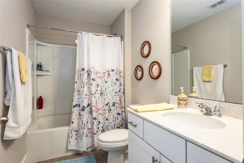 Casa en venta en Palm Coast, Florida, 4 dormitorios, 218.88 m2 № 1556162 - foto 19