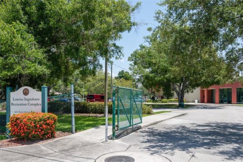 Villa ou maison à vendre à Tampa, Floride: 4 chambres, 139.35 m2 № 2231479 - photo 29