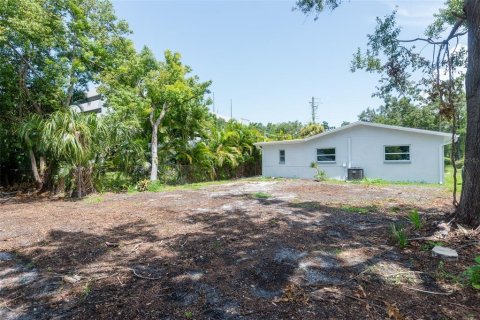 Villa ou maison à vendre à Tampa, Floride: 4 chambres, 139.35 m2 № 2231479 - photo 28