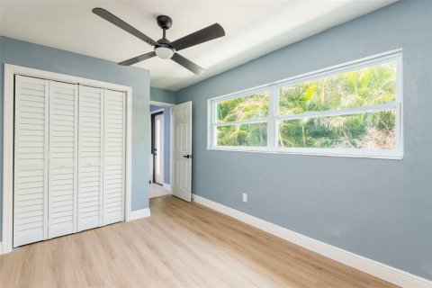 Villa ou maison à vendre à Tampa, Floride: 4 chambres, 139.35 m2 № 2231479 - photo 13