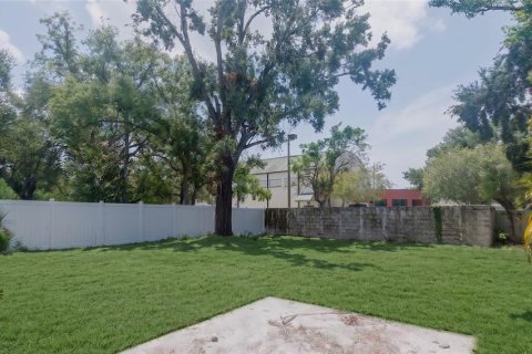 Villa ou maison à vendre à Tampa, Floride: 4 chambres, 139.35 m2 № 2231479 - photo 25