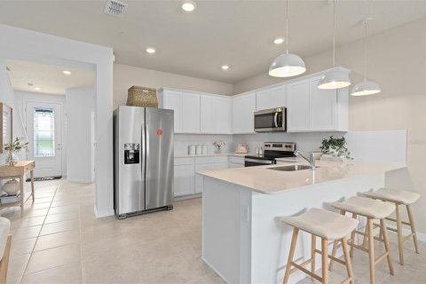 Townhouse in Orlando, Florida 4 bedrooms, 171.59 sq.m. № 1736964 - photo 8