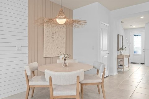 Townhouse in Orlando, Florida 4 bedrooms, 171.59 sq.m. № 1736964 - photo 10