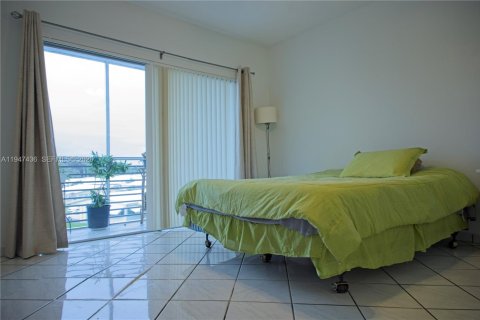 Copropriété à vendre à Hollywood, Floride: 1 chambre, 65.31 m2 № 2152944 - photo 7