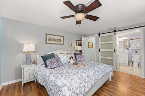 House in Venice, Florida 2 bedrooms, 115.48 sq.m. № 2347893 - photo 20