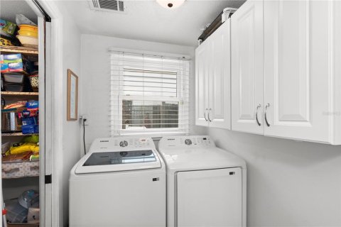 House in Venice, Florida 2 bedrooms, 115.48 sq.m. № 2347893 - photo 28