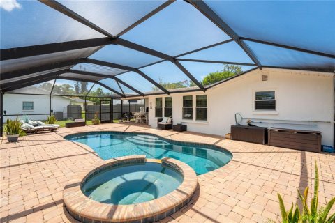 House in Venice, Florida 2 bedrooms, 115.48 sq.m. № 2347893 - photo 3