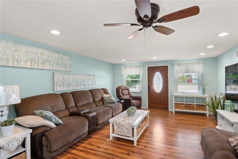House in Venice, Florida 2 bedrooms, 115.48 sq.m. № 2347893 - photo 8
