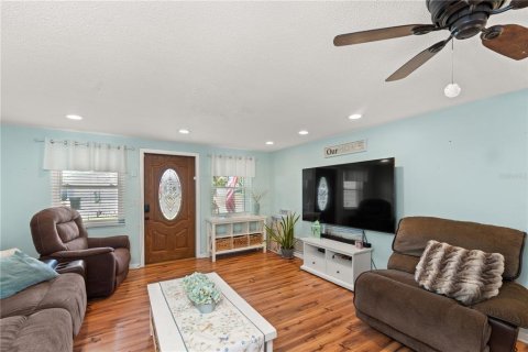 House in Venice, Florida 2 bedrooms, 115.48 sq.m. № 2347893 - photo 7