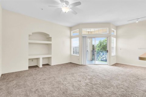 Condo in Orlando, Florida, 2 bedrooms  № 2214006 - photo 5