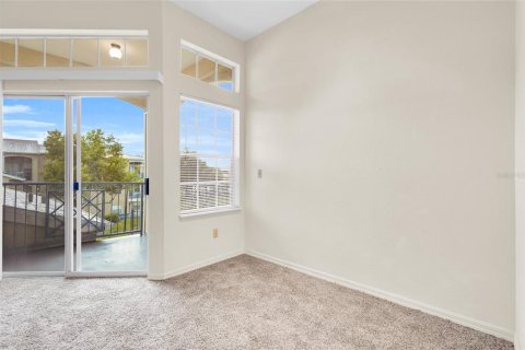 Condo in Orlando, Florida, 2 bedrooms  № 2214006 - photo 7