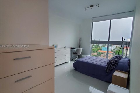 Condo in North Bay Village, Florida, 3 bedrooms № 2042316 - photo 19