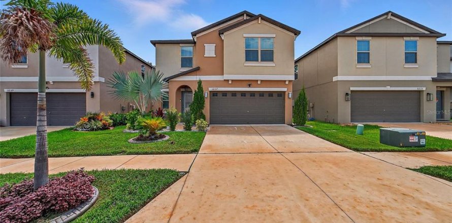 Villa ou maison à Apollo Beach, Floride 5 chambres, 210.33 m2 № 1817421