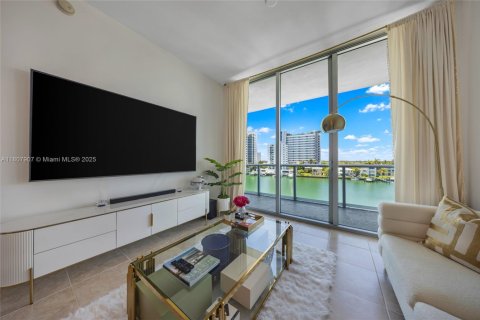 Condominio en alquiler en Miami, Florida, 2 dormitorios, 76.92 m2 № 1745685 - foto 5