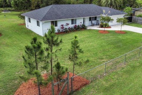 House in Homestead, Florida 3 bedrooms, 173.91 sq.m. № 2085259 - photo 30