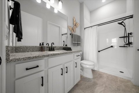 House in Ocala, Florida 2 bedrooms, 196.02 sq.m. № 2230092 - photo 11
