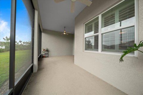 House in Ocala, Florida 2 bedrooms, 196.02 sq.m. № 2230092 - photo 5
