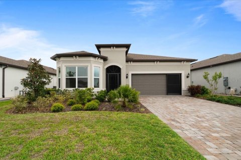 House in Ocala, Florida 2 bedrooms, 196.02 sq.m. № 2230092 - photo 2