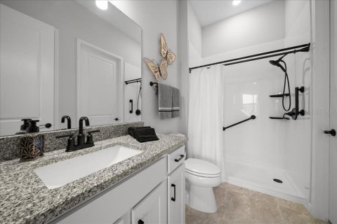 House in Ocala, Florida 2 bedrooms, 196.02 sq.m. № 2230092 - photo 12