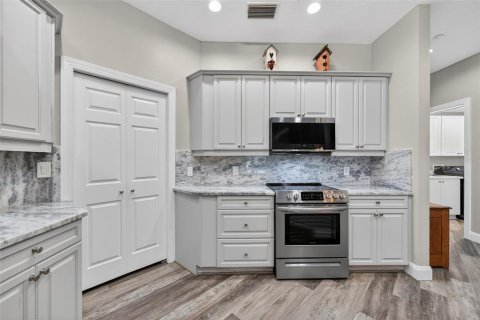 Copropriété à vendre à Clearwater, Floride: 3 chambres, 187.38 m2 № 2098527 - photo 11