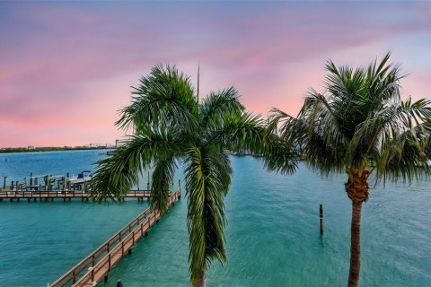 Copropriété à vendre à Clearwater, Floride: 3 chambres, 187.38 m2 № 2098527 - photo 8