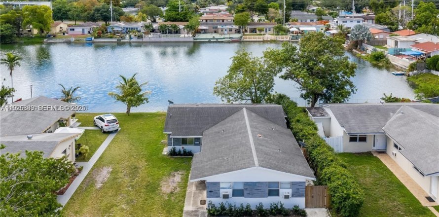 Дом в Халландейл-Бич, Флорида 2 спальни, 78.04м2 № 1983885