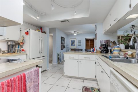 Купить виллу или дом в Хомосасса, Флорида 8 комнат, 157.1м2, № 1904258 - фото 22