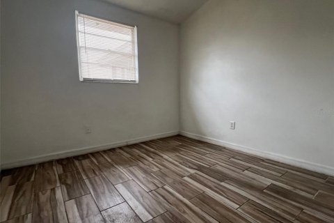 Casa en alquiler en Tarpon Springs, Florida, 3 dormitorios, 149.2 m2 № 1782360 - foto 15