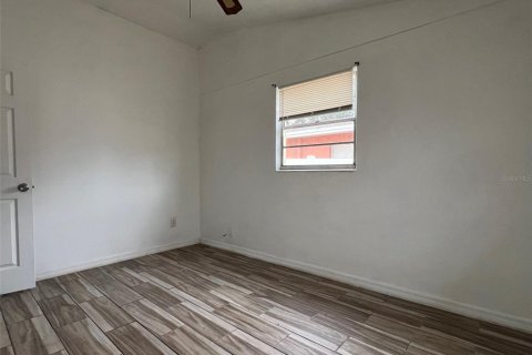 Casa en alquiler en Tarpon Springs, Florida, 3 dormitorios, 149.2 m2 № 1782360 - foto 18