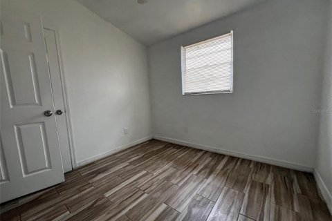 Casa en alquiler en Tarpon Springs, Florida, 3 dormitorios, 149.2 m2 № 1782360 - foto 8