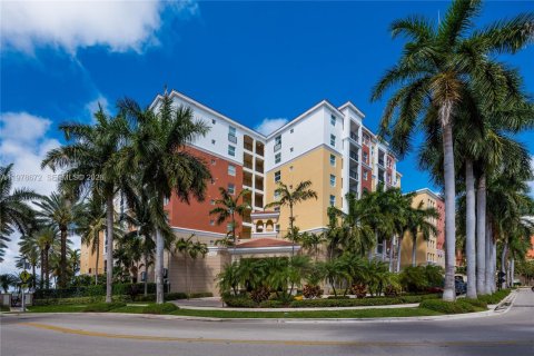 Condo in Sunny Isles Beach, Florida, 2 bedrooms  № 2091070