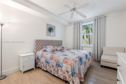 Condo in Sunny Isles Beach, Florida, 2 bedrooms № 2091070 - photo 14