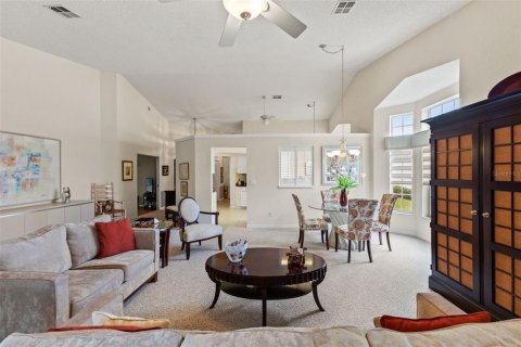 House in Weeki Wachee, Florida 3 bedrooms, 166.57 sq.m. № 2207673 - photo 27