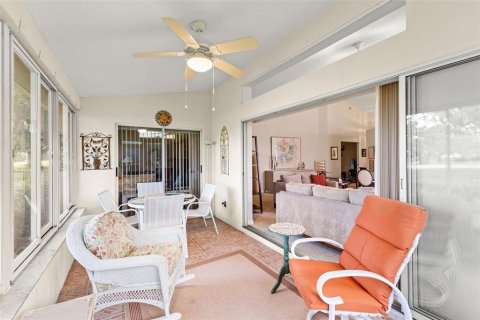 House in Weeki Wachee, Florida 3 bedrooms, 166.57 sq.m. № 2207673 - photo 29