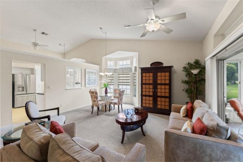 House in Weeki Wachee, Florida 3 bedrooms, 166.57 sq.m. № 2207673 - photo 25