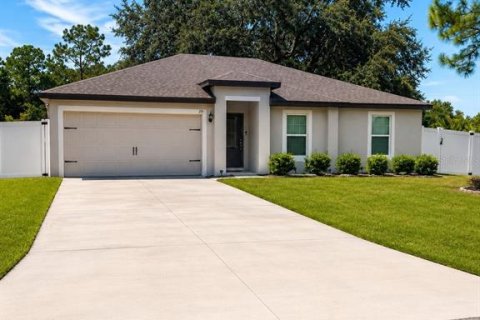 Villa ou maison à Poinciana, Floride 3 chambres, 117.99 m2 № 2287242