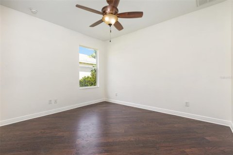 House in Bradenton, Florida 2 bedrooms, 155.98 sq.m. № 1878291 - photo 16