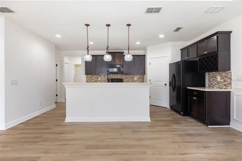 House in Bradenton, Florida 2 bedrooms, 155.98 sq.m. № 1878291 - photo 7