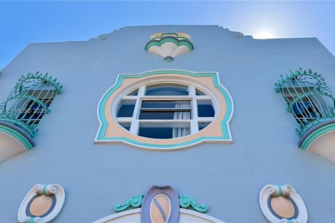 Снять в аренду кондоминиум в Майами-Бич, Флорида 1 спальня, 50.17м2, № 2058772 - фото 21