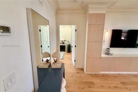 Снять в аренду кондоминиум в Майами-Бич, Флорида 1 спальня, 50.17м2, № 2058772 - фото 10