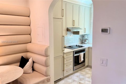 Снять в аренду кондоминиум в Майами-Бич, Флорида 1 спальня, 50.17м2, № 2058772 - фото 7