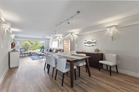 Copropriété à louer à Longboat Key, Floride: 2 chambres, 102.75 m2 № 2330441 - photo 8