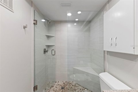 Copropriété à louer à Longboat Key, Floride: 2 chambres, 102.75 m2 № 2330441 - photo 18