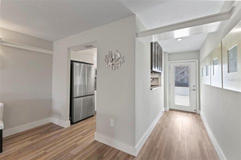 Copropriété à louer à Longboat Key, Floride: 2 chambres, 102.75 m2 № 2330441 - photo 12