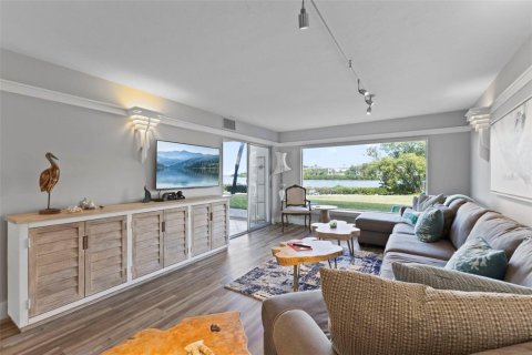 Copropriété à louer à Longboat Key, Floride: 2 chambres, 102.75 m2 № 2330441 - photo 3